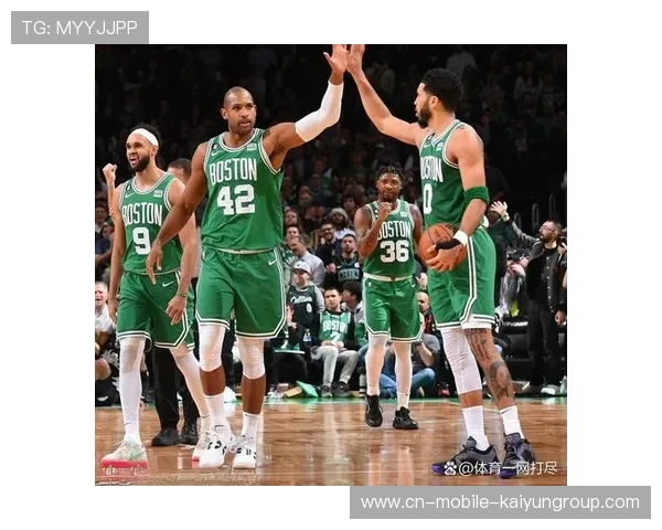 球队历史赛季对比数据，过往赛季球员